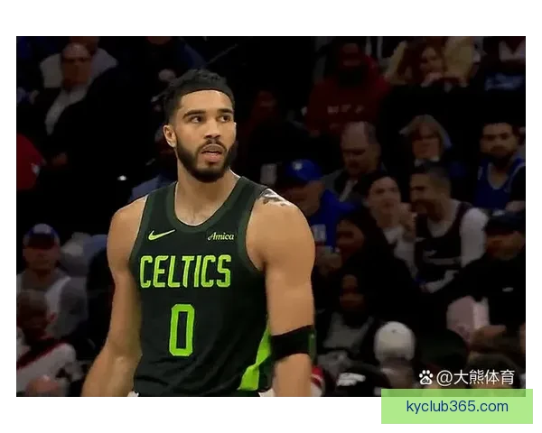 凯尔特人终结雷霆12连胜 布朗砍31分8篮板 亚历山大空砍33分