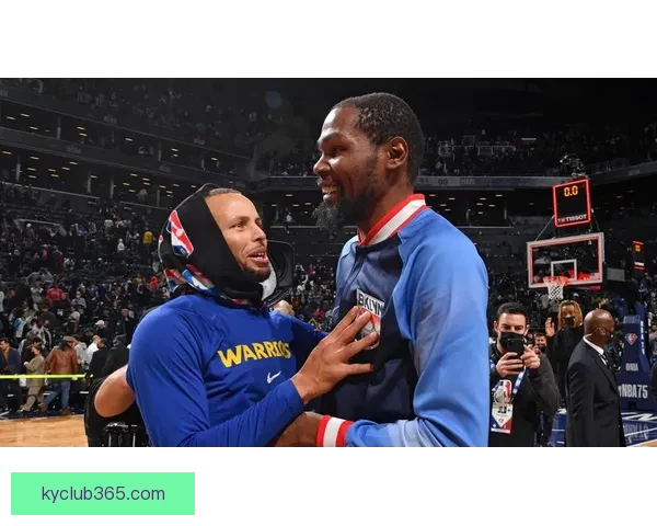 里弗斯盛赞库里颠覆时代地位杜兰特詹姆斯仍主宰联盟格局